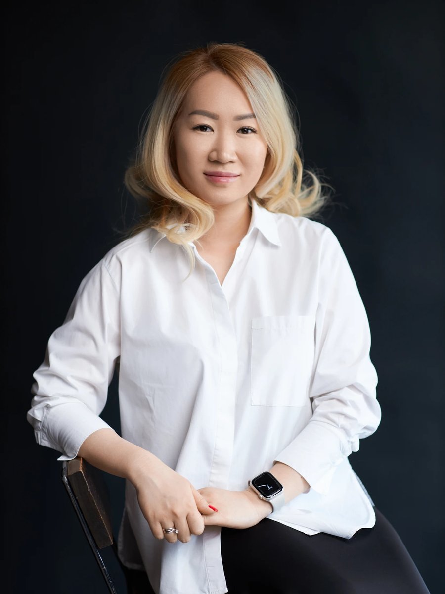 Елена Сергеевна Бу, Преподаватель английского языка · Teacher trainer